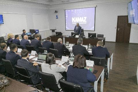 Делегация Группы ОАТ посетила ПАО «КАМАЗ»