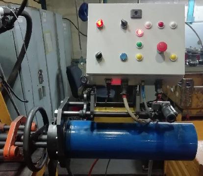 На РИЗе изготовили электрический гайковерт