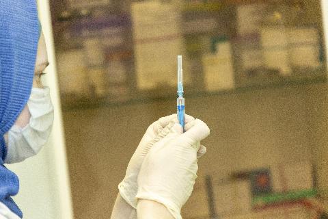 На «КАМАЗе» полностью вакцинировано 93,5 процента персонала