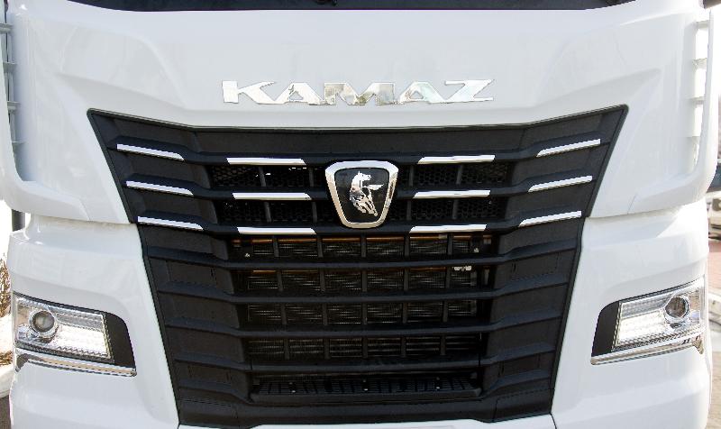 Автотехника КАМАЗ на выставке в Симферополе Автотехника КАМАЗ на выставке в Симферополе