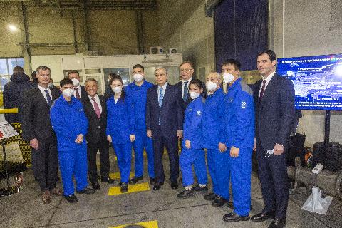 Касым-Жомарт Токаев встретился на «КАМАЗе» со студентами из Казахстана