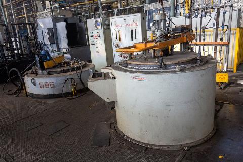 На заводе двигателей восстановили электропечь