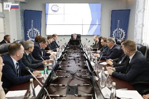 Руководитель ООО «ДААЗ» принял участие в совещании по вопросам подготовки кадров