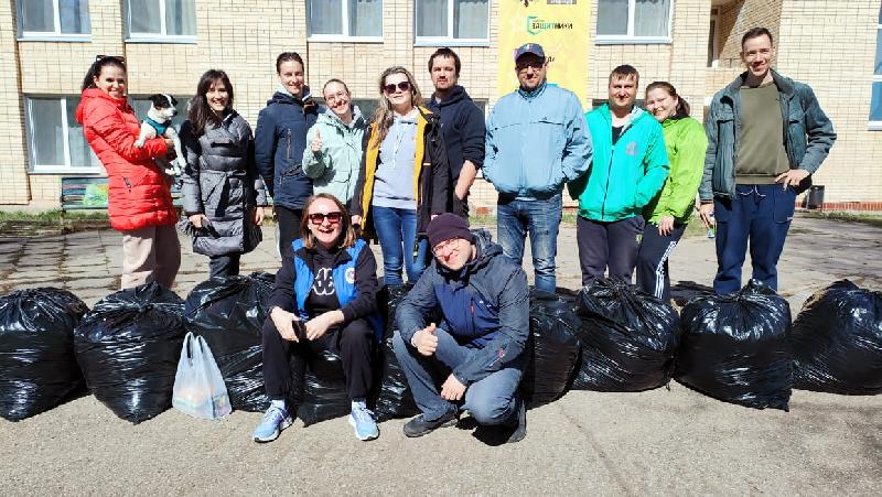 Камазовские волонтёры оказали помощь комплексу «Саулык» 