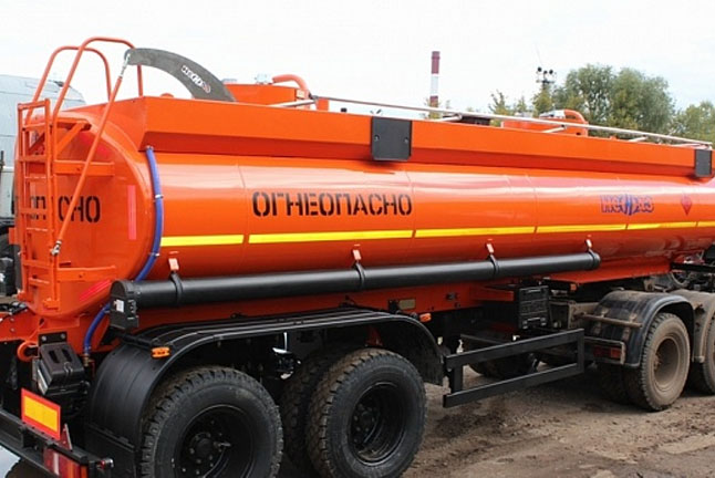 Полуприцеп-цистерна НЕФАЗ 96741 (под светлые нефтепродукты)