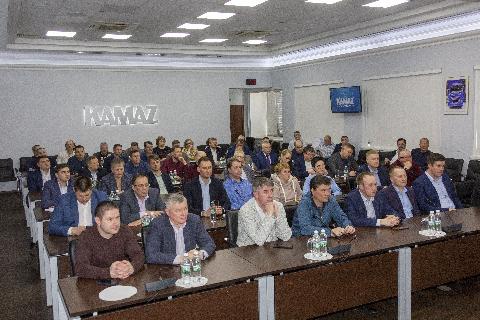 Делегация промышленников Удмуртии посетила «КАМАЗ»