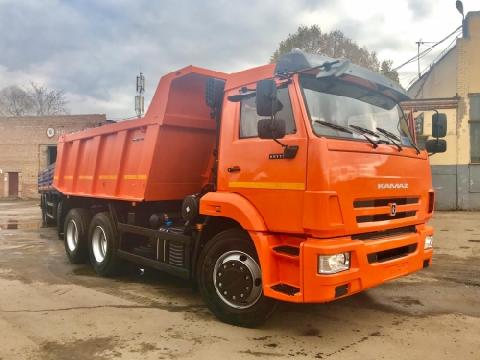 Самосвалы КАМАЗ для строительной компании Казани