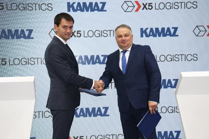 «КАМАЗ» и X5 протестируют интеллектуальную транспортную систему «КАМАЗ» и X5 протестируют интеллектуальную транспортную систему