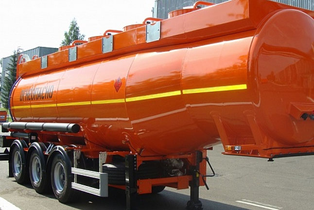 Полуприцеп-цистерна НЕФАЗ 96895 (под светлые нефтепродукты)