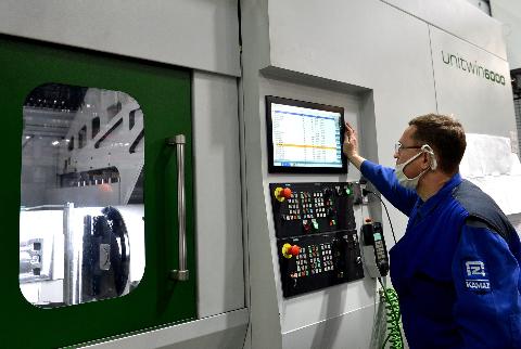 Новый станок на автомобильном заводе «КАМАЗа»