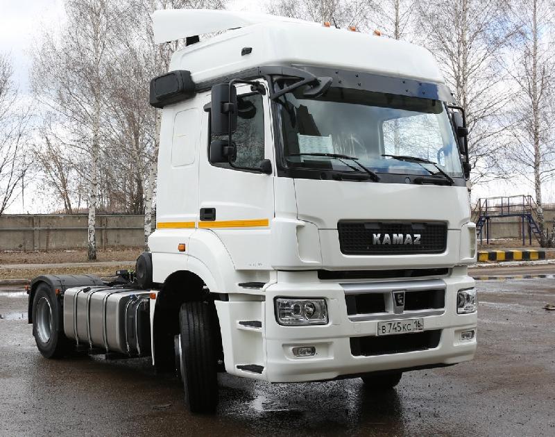 «КАМАЗ-ЛИЗИНГ» передал газовые КАМАЗы в Санкт-Петербург «КАМАЗ-ЛИЗИНГ» передал газовые КАМАЗы в Санкт-Петербург