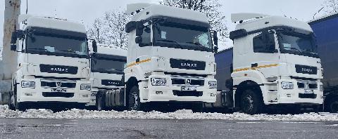 Магистральные тягачи КАМАЗ-5490 для московского партнёра