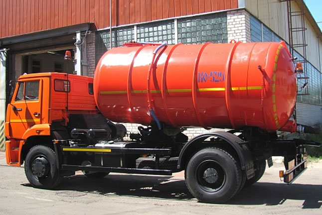 Машина ассенизационная КО-529-14