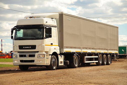 KAMAZ-5490-NEO
